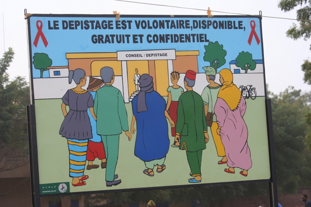 Handgemalte AIDS-Prävention